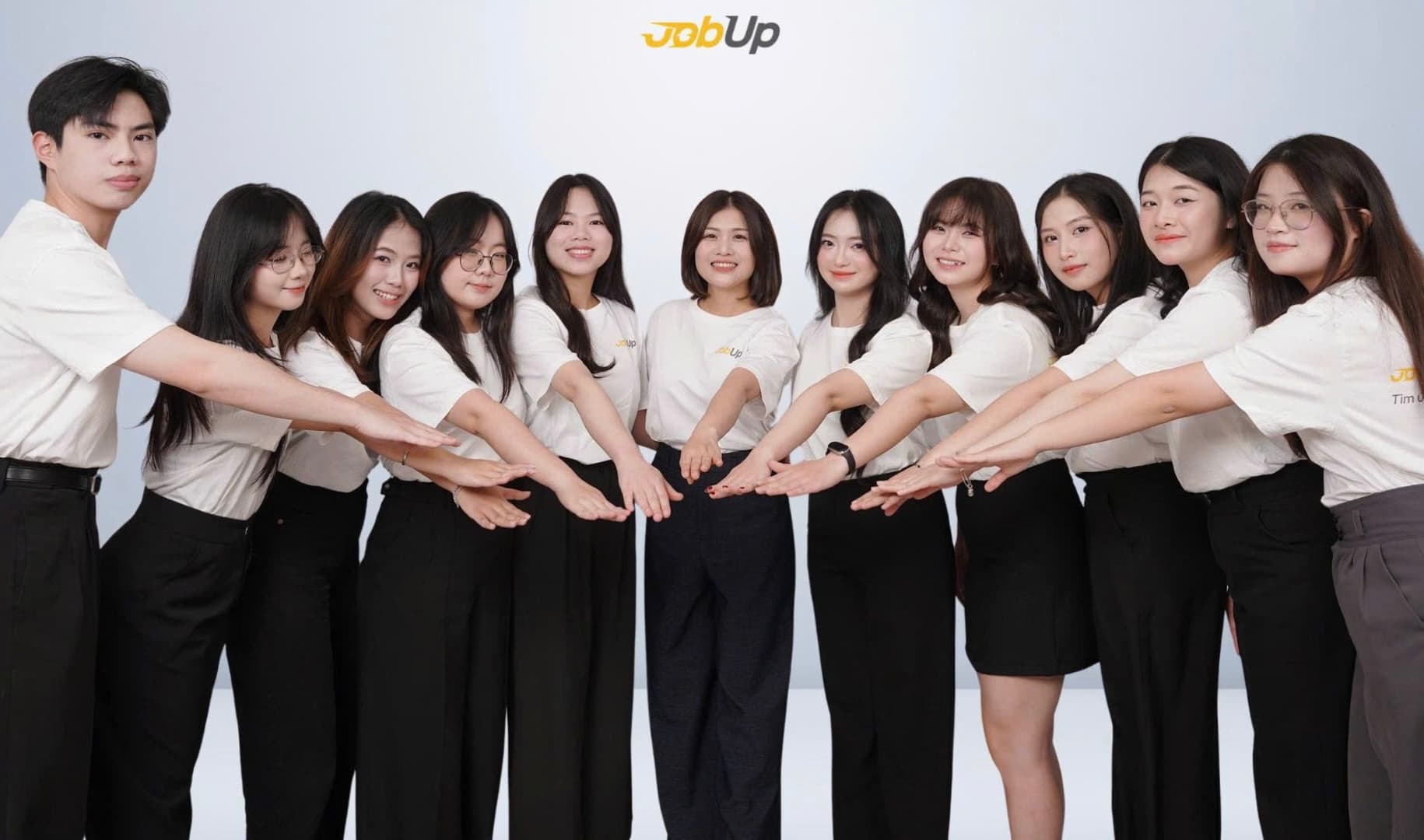 Mrs. Ha Phan - CEO & Founder JobUp, chuyên gia tư vấn tuyển dụng